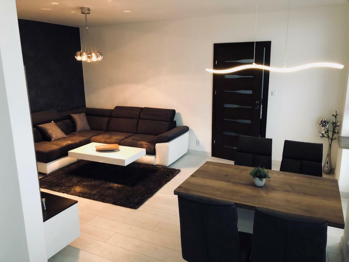 Apartment Centrum Luxury Mountain View Poprad Exteriör bild